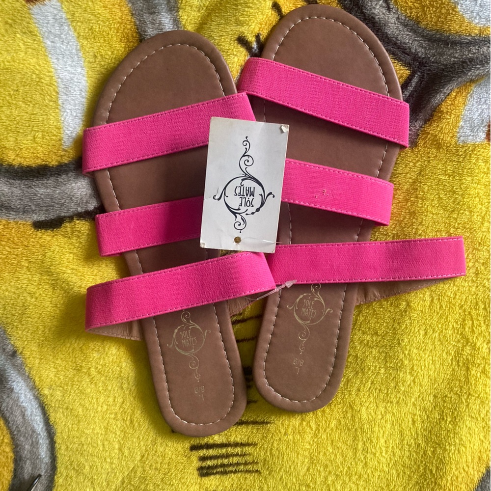 Pink Sandals Never Worn Size Women’s 8/9